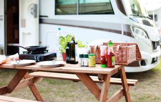 Dishes to taste travelling by caravan