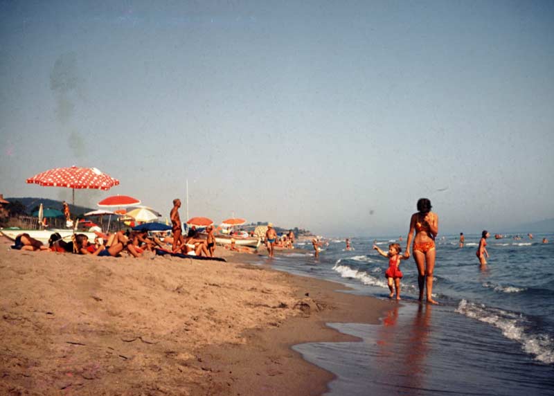 Vintage promenade on the beach - Maremma Sans Souci